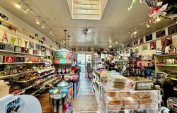 1308 BAY St, Florence, OR 97439
