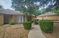 200 E Denton Drive, Euless, TX 76039