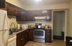 1430 Stonebridge Trail, Wheaton, IL 60189