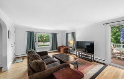 463 Elliott St, Beverly, MA 01915