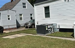 32 W Southampton Avenue, Hampton, VA 23669