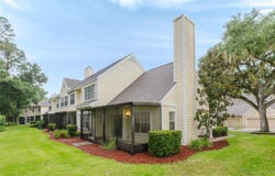 3614 PINE KNOT Drive, VALRICO, FL 33596
