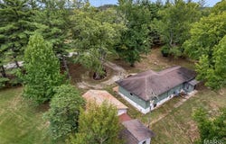 3835 Highway C, Leslie, MO 63056
