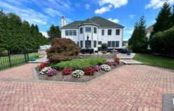 150 Hayrick Lane, Commack, NY 11725