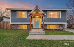 2319 Polk St, Caldwell, ID 83605