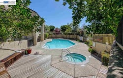 715 Heath Ct, Hayward, CA 94544