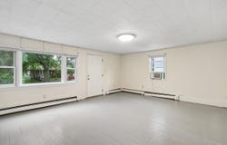 1608 Broadway St, IowaCity, IA 52240