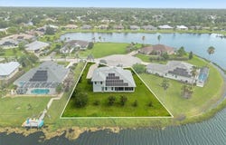 107 Aeolian Harp Path, Sebastian, FL 32958