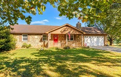460 Sunset Drive, Bronston, KY 42518