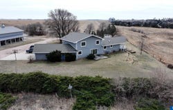 701 W 18 Road, Phillips, NE 68865