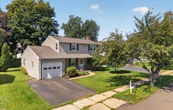 147 Daniel Road, Hamden, CT 06517