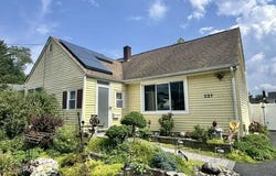 227 Old Stage Road, Spotswood, NJ 08884