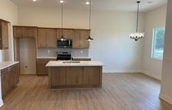 27 Kingdom Ct, Goddard, KS 67052