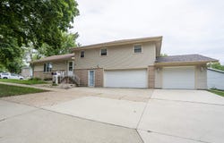 150 4th St SE, LeMars, IA 51031