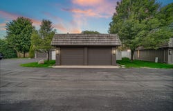 1330 Camellia Drive, Munster, IN 46321