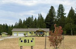 81 Meadowland Dr, Blanchard, ID 83804