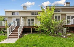 3320 River Bluff Drive, Eagan, MN 55121