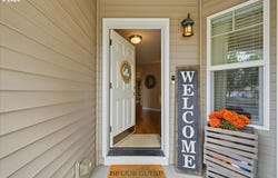2112 NW 10TH St, BattleGround, WA 98604