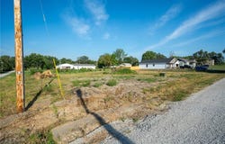 Myrtle Street, Kidder, MO 64649