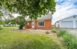 9815 S 300 W, Pendleton, IN 46064