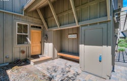 57135 FREMONT Dr, Bend, OR 97707