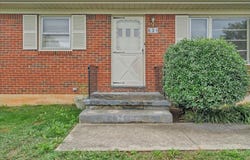 631 Santee Rd, Roanoke, VA 24019