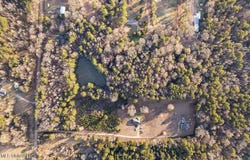 Sharon Road, Canton, MS 39046