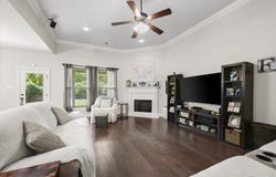 976 Cedar Trail Ave, Zachary, LA 70791