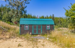 70113 STAGE Rd, NorthBend, OR 97459