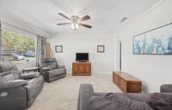 810 Tenth Ave, Albany, GA 31701