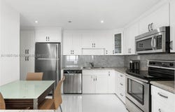 2101 S Ocean Dr, Hollywood, FL 33019