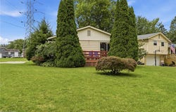 744 Edwards Drive, Berea, OH 44017