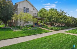 505 N Pasque Flower Trl, Brandon, SD 57005