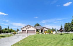 19651 Sandy Beach Ct, Wilder, ID 83676