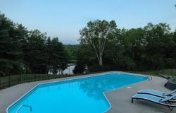 4373 River Road, Bristol, NH 03222