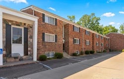 31831 Grand River Avenue, Farmington, MI 48336