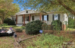 784 Big Level Road, Mill Spring, NC 28756