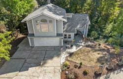 1826 E CAROL ANN Dr, Newberg, OR 97132