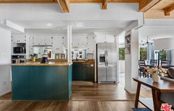 2595 Sunset Dr, Running Springs, CA 92382