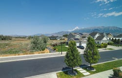 154 E ZINFANDEL Ln, Vineyard, UT 84059