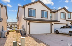 1737 S DEVILS GARDEN Ln, Washington, UT 84780