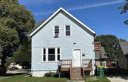 1301 CROOKS Street, GREEN BAY, WI 54301