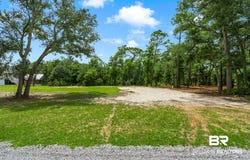 8227 Montgomery Ave, Perdido Beach, AL 36530