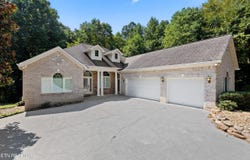 129 Chuniloti Trace, Loudon, TN 37774
