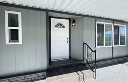 400 E Roberts Lane, Bakersfield, CA 93308