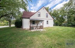 1860 N Maple Road, Ann Arbor, MI 48103