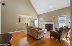 8127 Campbells Point Rd, Corryton, TN 37721