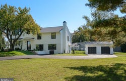 942 SURREY Drive, BLUE BELL, PA 19422