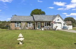 1101 Fox Sparrow Dr., Murrells Inlet, SC 29576