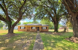 710 Spruce Ave., Cushing, TX 75760